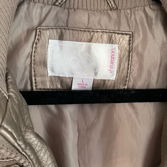 Xhilaration bomber jacket - Picture 2 of 6